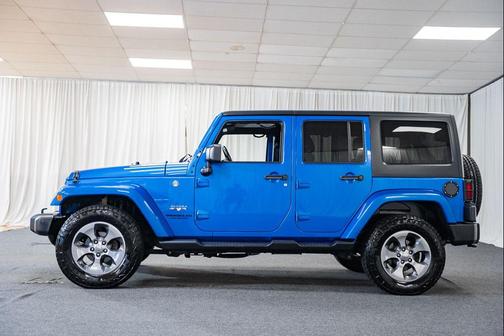 2016 Jeep Wrangler Unlimited Sahara