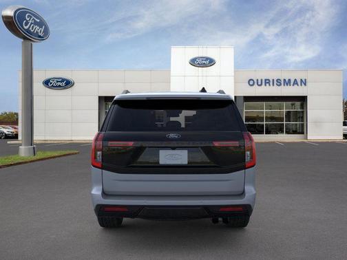 2025 Ford Expedition Tremor