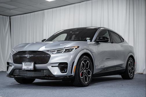 2021 Ford Mustang Mach-E GT