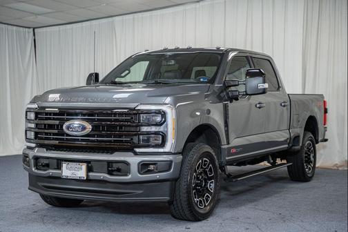 CARBONIZED GRAY 2025 Ford F-250 Platinum