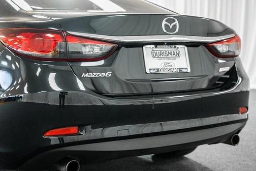 Photo 5 of 33 of 2015 Mazda Mazda6 i Touring