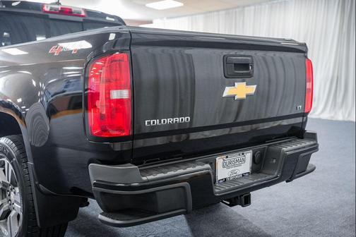 Black 2016 Chevrolet Colorado LT
