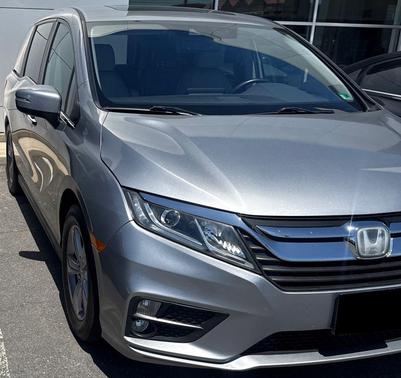 Lunar Silver Metallic 2019 Honda Odyssey EX-L