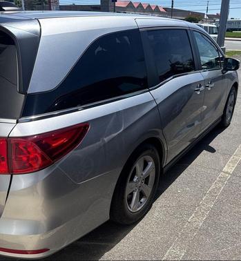 Lunar Silver Metallic 2019 Honda Odyssey EX-L