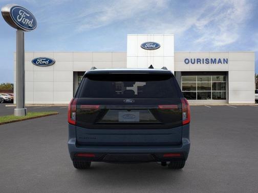 Stone Blue Metallic 2026 Ford Expedition Platinum