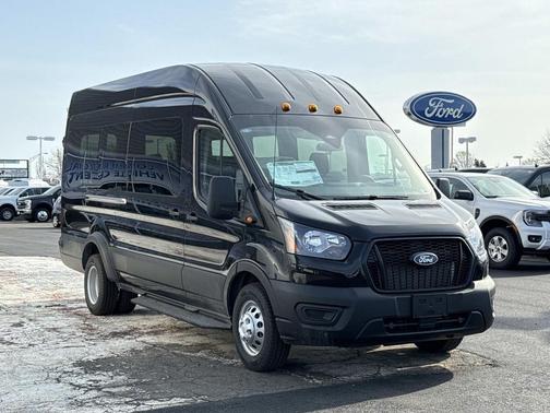 AGATE BLACK METALLIC 2026 Ford Transit-350 XL