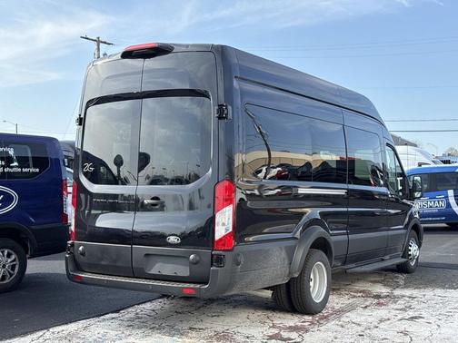 AGATE BLACK METALLIC 2026 Ford Transit-350 XL