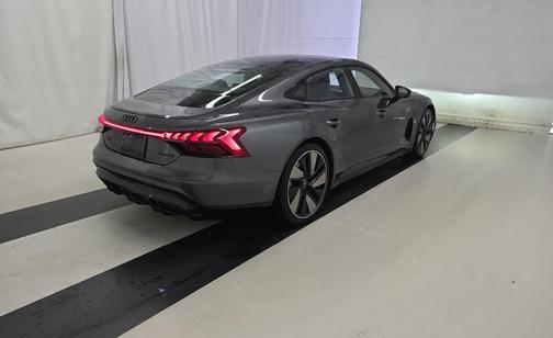 2022 Audi RS e-tron GT quattro