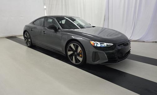 2022 Audi RS e-tron GT quattro