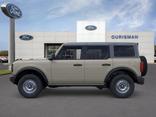 Desert Sand 2026 Ford Bronco Base