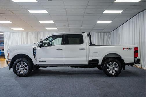 STAR WHITE 2023 Ford F-250 Lariat