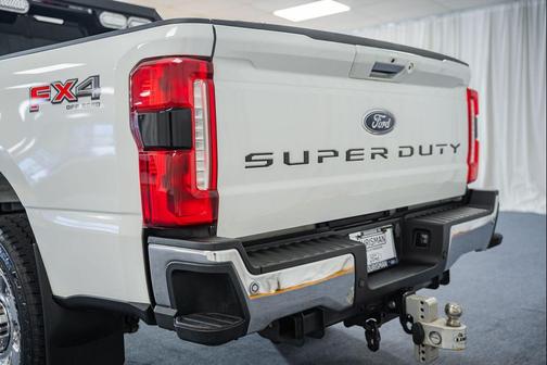 STAR WHITE 2023 Ford F-250 Lariat