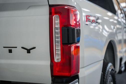 STAR WHITE 2023 Ford F-250 Lariat