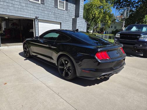 2022 Ford Mustang GT Premium
