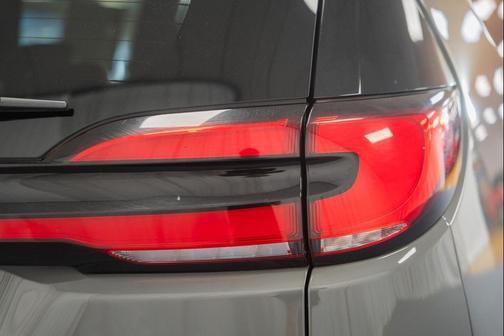 Ceramic Gray Clearcoat 2025 Chrysler Pacifica L