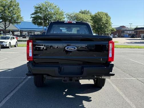 2025 Ford F-250 XL
