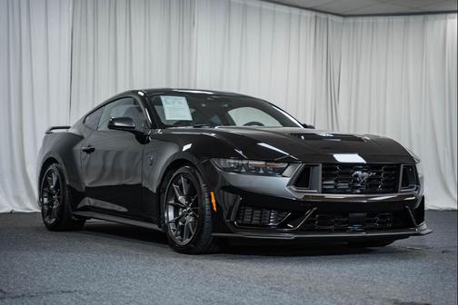 2024 Ford Mustang Dark Horse Fastback