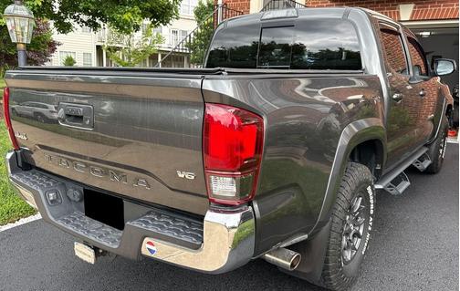 Magnetic Gray Metallic 2018 Toyota Tacoma SR5