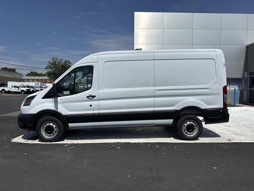 Oxford White 2026 Ford Transit-250 Base