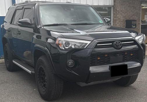 Midnight Black Metallic 2024 Toyota 4Runner SR5 Premium