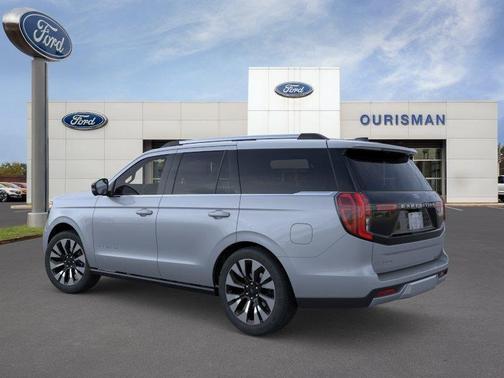 Glacier Gray Metallic Tri-Coat 2026 Ford Expedition Platinum