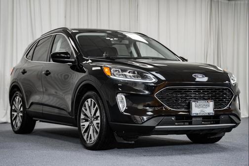 2022 Ford Escape Titanium