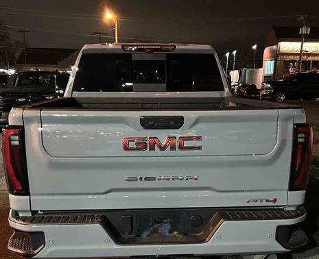 2025 GMC Sierra 2500 AT4