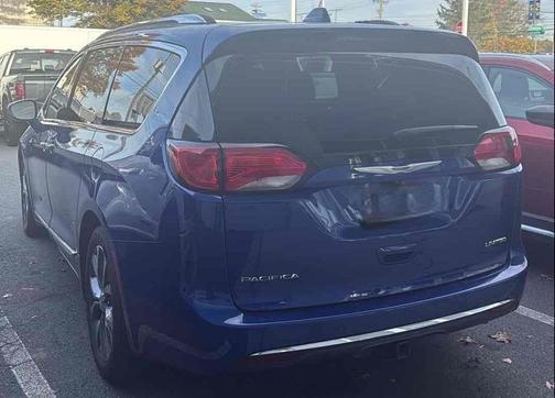 2020 Chrysler Pacifica Limited