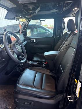Black Clearcoat 2024 Jeep Wrangler 4xe Rubicon X