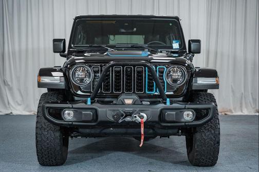 Black Clearcoat 2024 Jeep Wrangler 4xe Rubicon X