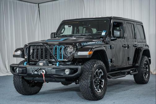 Black Clearcoat 2024 Jeep Wrangler 4xe Rubicon X