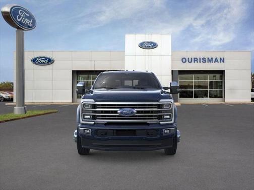 2025 Ford F-450 Platinum