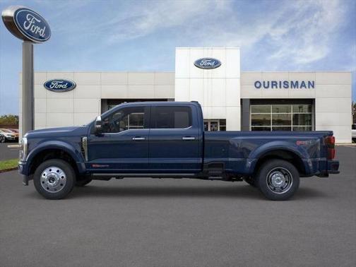 2025 Ford F-450 Platinum