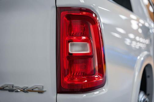 Bright White Clearcoat 2025 RAM 1500 Big Horn/Lone Star