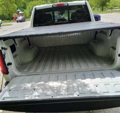Bright White Clearcoat 2025 RAM 1500 Big Horn/Lone Star