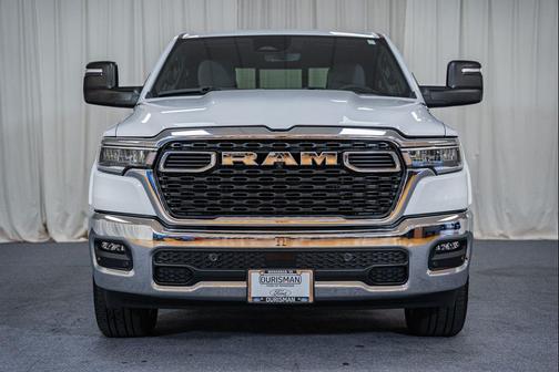 Bright White Clearcoat 2025 RAM 1500 Big Horn/Lone Star