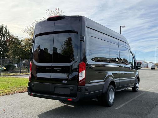 2026 Ford Transit-350 XLT