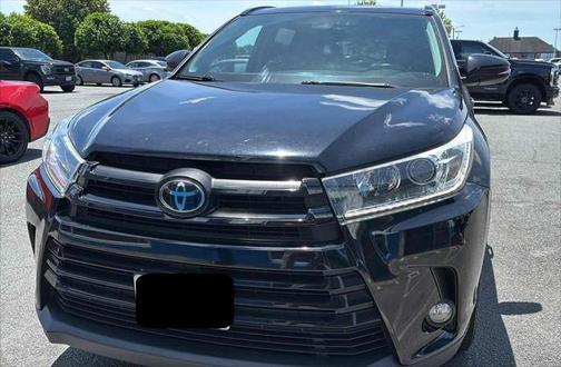 2018 Toyota Highlander SE