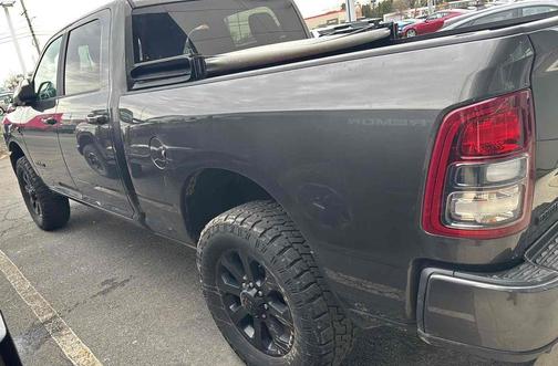 2022 RAM 3500 Big Horn Crew Cab 4x4 6'4' Box