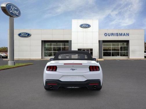 2025 Ford Mustang EcoBoost