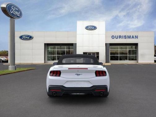 2025 Ford Mustang EcoBoost