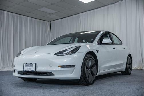 Pearl White Multi-Coat 2021 Tesla Model 3 Standard Range Plus