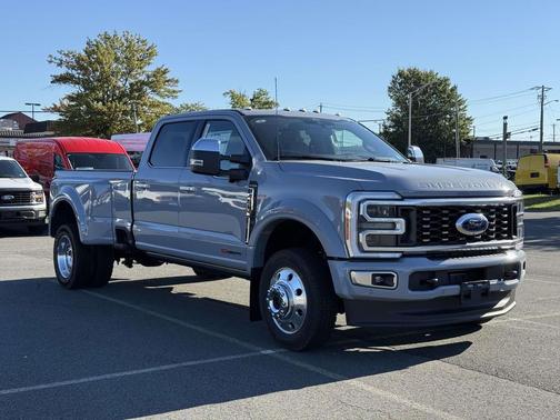 2026 Ford F-450 Platinum