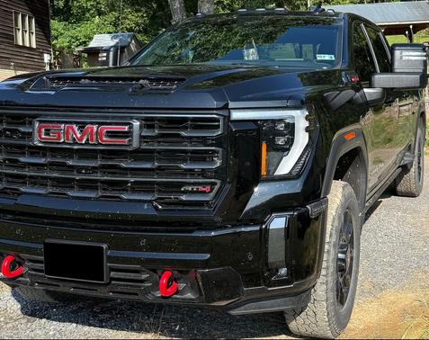 Onyx Black 2024 GMC Sierra 2500 AT4