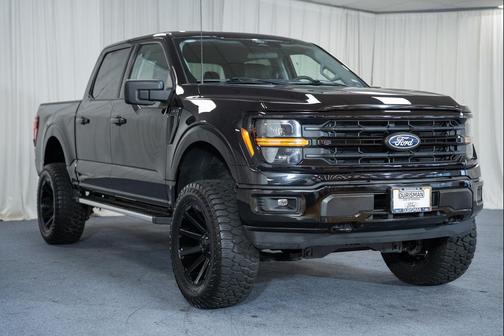 Agate Black Metallic 2025 Ford F-150 XLT