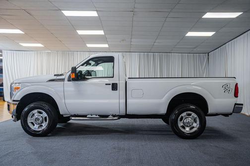 OXFORD WHITE 2016 Ford F-250 XLT