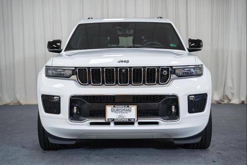 Bright White Clearcoat 2021 Jeep Grand Cherokee L Overland