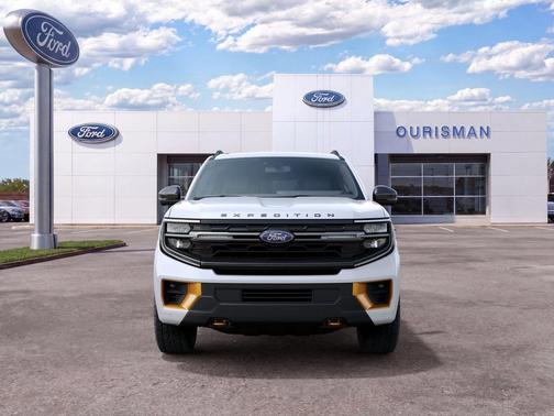 Star White Metallic Tri-Coat 2027 Ford Expedition Tremor