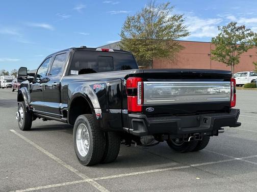 2026 Ford F-450 Platinum