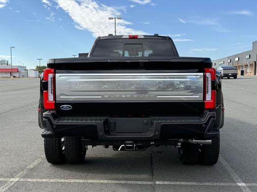 2026 Ford F-450 Platinum